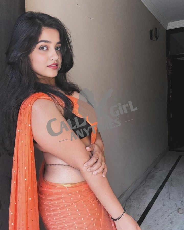 I'm Sandra from kharar I'm a free Solapur  escort young lady