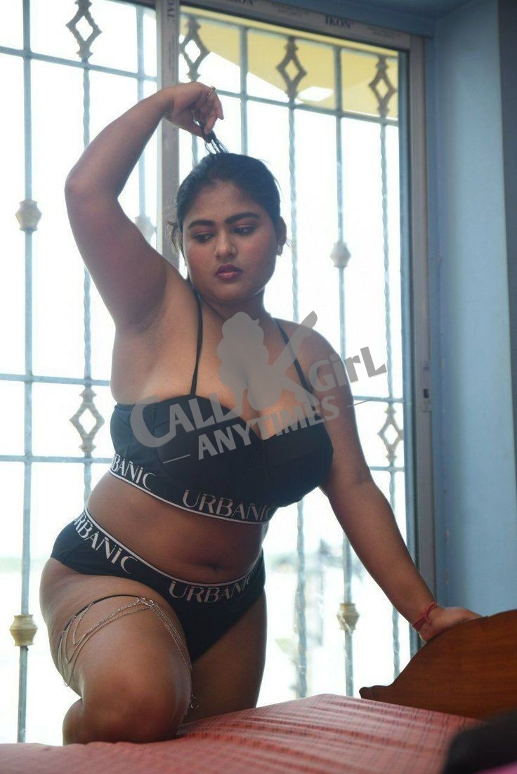 Taniya is that warm, bashful and compliant young lady
