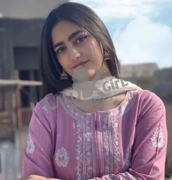 Meet Tanu Arora, a young escort ready to connect