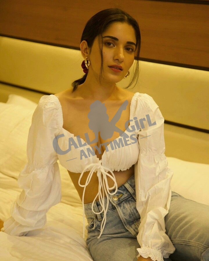 Indulge in extraordinary connections with me - Priya