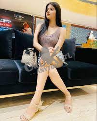 24-Year-Old Call Girl in Jaipur Offering Safe and Sensual Encounters