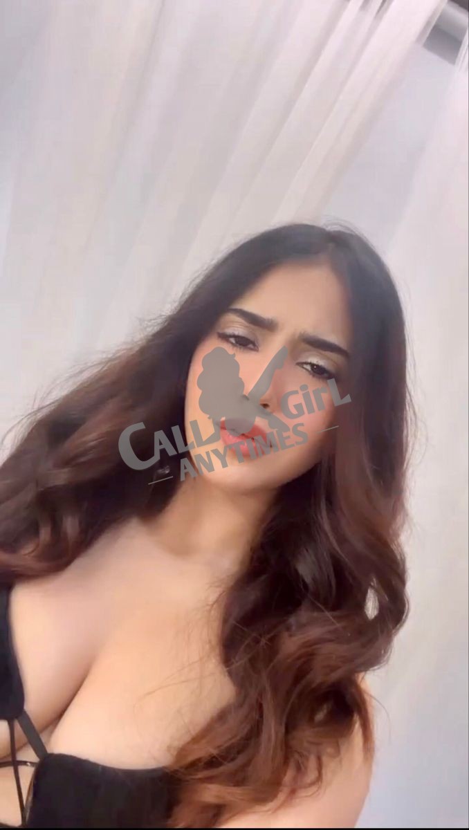 Do you want to spend time with a pretty and crazy young woman in Jaipur who is 23 years of age? Pick up your phone.