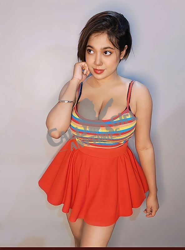 Hi Everybody, Nidhi here Be careful with counterfeit comparable