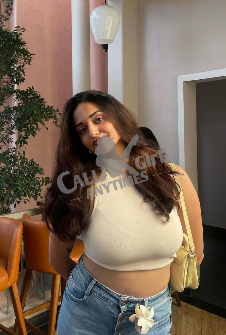 hi escort seeking men, I go by Talia ,I'm youthfu