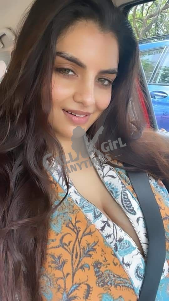 I'm Alisha Singh, from India here to satisfy