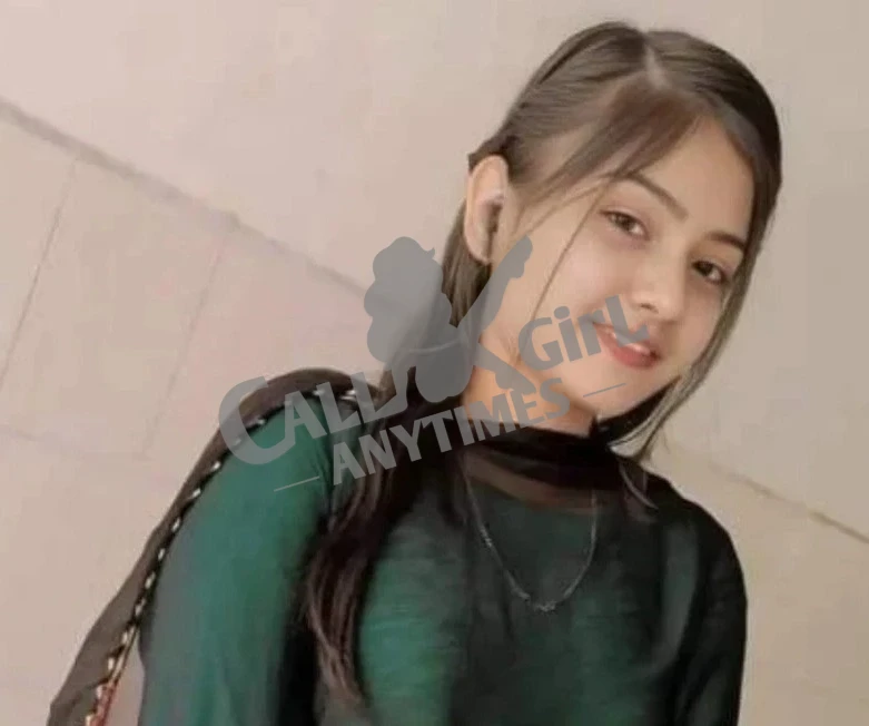 Poonam – A Simple and Friendly Escort in Habra